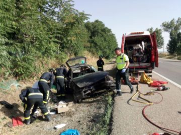 Heridas dos personas en un accidente de tr&aacute;fico en la N-601 a la altura de Hornillos de Eresma (Valladolid) 