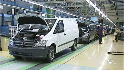 Casi un millón de vehículos de Renault y Mercedes en Europa, llamados a revisión por la emisión de gases