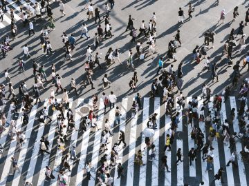 'Levanta la cabeza' es el nuevo compromiso de Atresmedia con la sociedad. 'Levanta la cabeza' es el nuevo compromiso de Atresmedia con la sociedad.