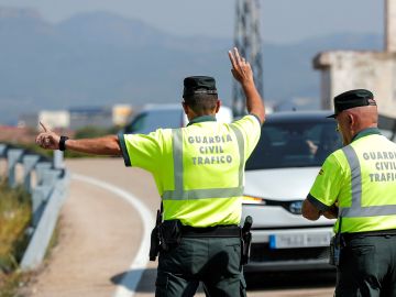 Tr&aacute;fico intensifica los controles 