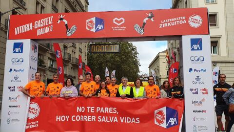 Foto de familia de la Carrera Ponle Freno de Vitoria
