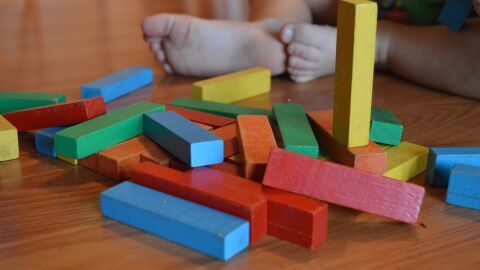 Juguetes infantiles de madera