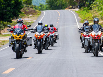 Carrera de motoristas