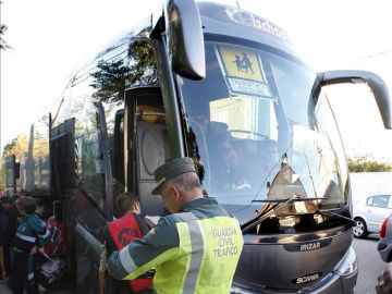 Imagen de archivo de un autob&uacute;s escolar