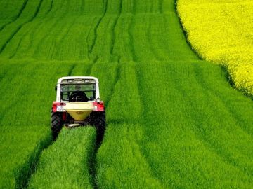 Tractor