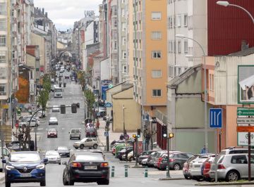 Una calle ve incrementado el tr&aacute;fico de veh&iacute;culos 