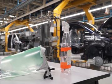 Medidas de higiene en una f&aacute;brica de autom&oacute;viles