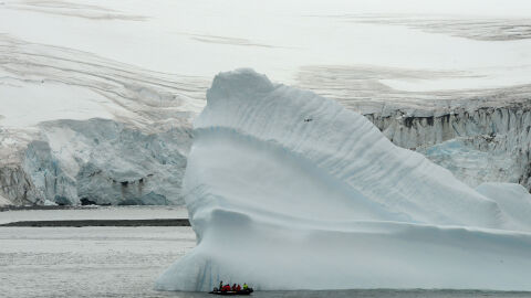 La fusion de los grandes icebergs es un paso clave en la evolucion de las epocas glaciares La fusion de los grandes icebergs es un paso clave en la evolucion de las epocas glaciares