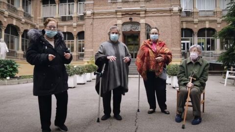 os Ecoclásicos, un coro de nueve personas entre 75 y 92 años, lanza un reto a la ciudadanía por un mundo más sostenible os Ecoclásicos, un coro de nueve personas entre 75 y 92 años, lanza un reto a la ciudadanía por un mundo más sostenible