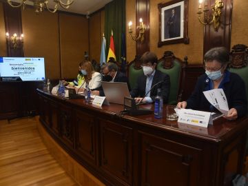 Ponle Freno participa en la jornada organizada por el Concello de Ribeira para analizar soluciones innovadoras en seguridad vial