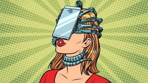 Mujer enganchada al smartphone