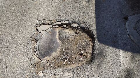 Enorme bache en esta carretera de Granada