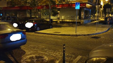 Paso de peatones desdibujado en Sevilla