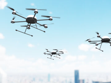 La legislaci&oacute;n actual estipula la altura m&aacute;xima de vuelo de los drones en menos de 150 metros