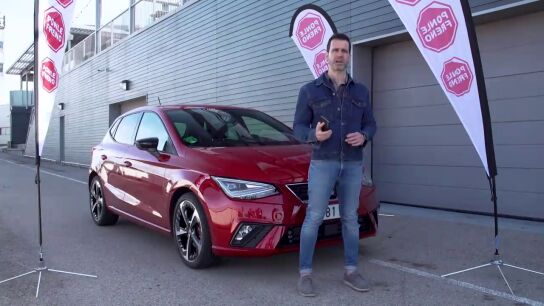 Las ventajas de conectar tu móvil a tu coche Las ventajas de conectar tu móvil a tu coche