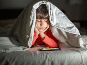 Los adolescentes que duermen menos de 8 horas son más proclives a la obesidad