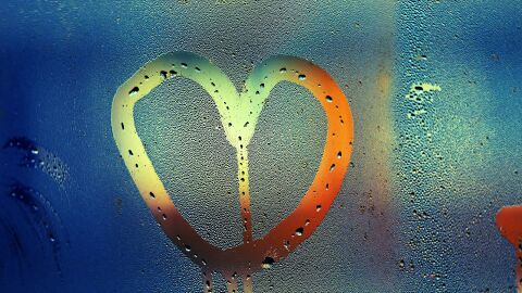 Condensaci&oacute;n en los cristales del coche