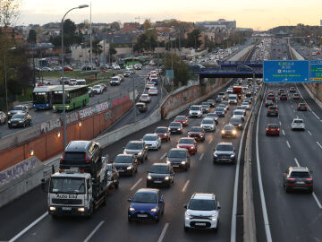 Tr&aacute;fico por el puente de la Constituci&oacute;n