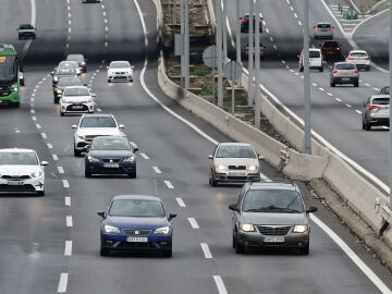  Estado del tr&aacute;fico en la Nacional II, sentido entrada a Madrid este domingo, jornada en la que tiene lugar la Operaci&oacute;n Retorno tras el Puente de la Constituci&oacute;n y la Inmaculada.