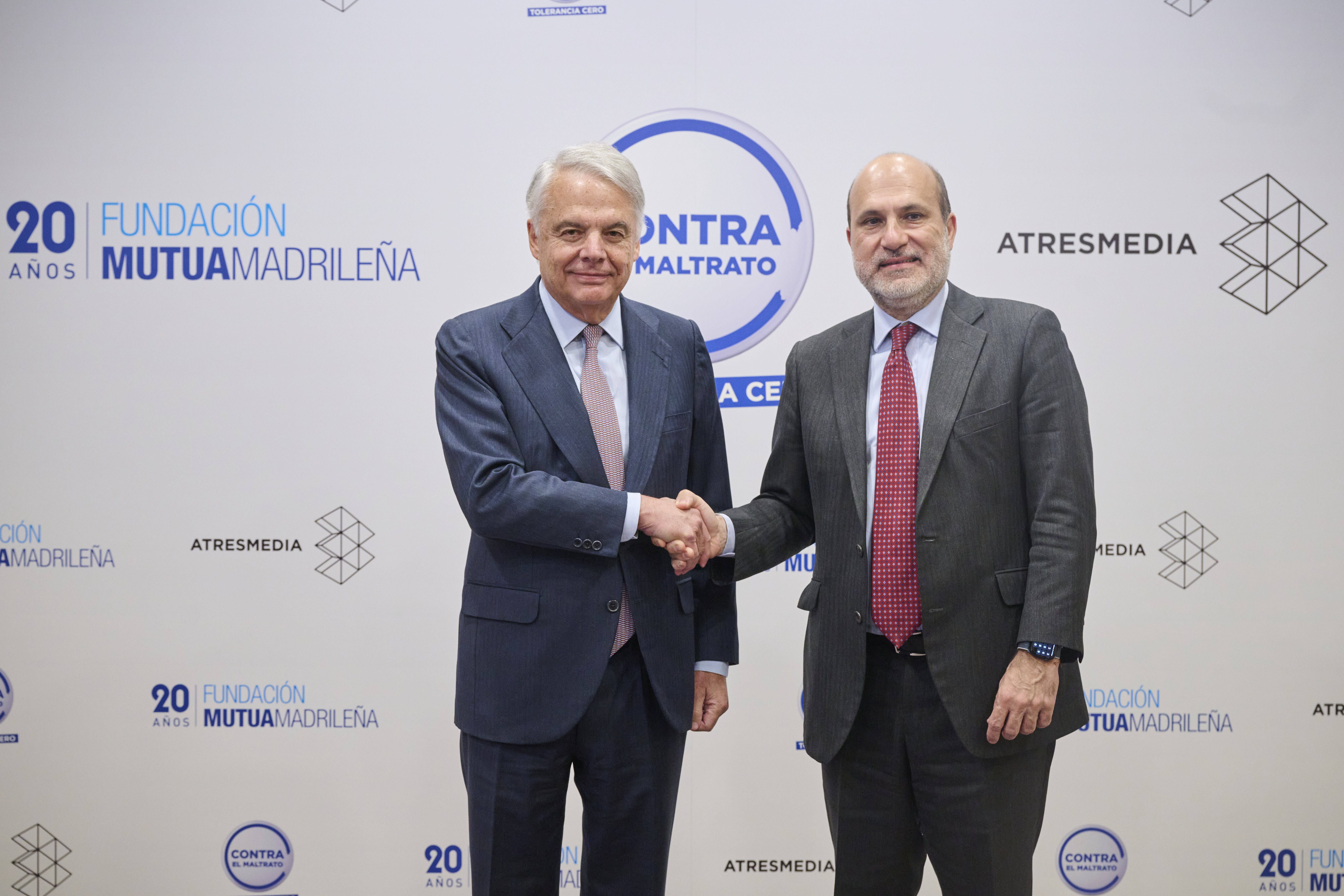 fundaci-n-mutua-madrile-a-y-antena-3-noticias-suman-al-cuerpo-nacional