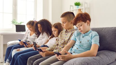 Consejos prácticos para enseñar a los niños a navegar en Internet de forma segura