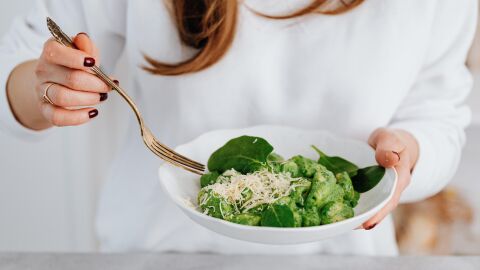 Seguir la dieta mediterr&aacute;nea reduce casi un tercio del riesgo cardiovascular en mujeres