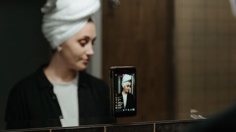 “Las redes sociales pueden acabar con tu autoestima”: cómo internet afecta en la autopercepción de los más jóvenes