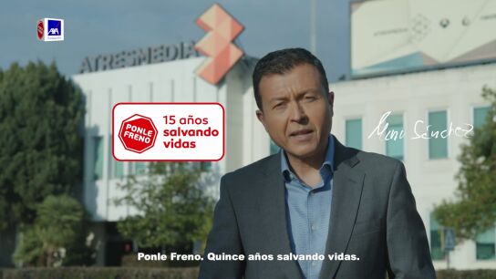 Manu Sánchez: "Conduciendo no hay tiempo para el móvil. Mételo en la guantera y evita distracciones"