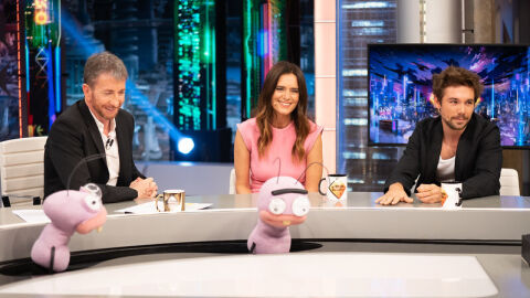 Antena 3 lidera el jueves y el Prime Time con lo más visto de la TV. laSexta gana la mañana con 'Aruser@s' y 'Al Rojo Vivo’ Antena 3 lidera el jueves y el Prime Time con lo más visto de la TV. laSexta gana la mañana con 'Aruser@s' y 'Al Rojo Vivo’