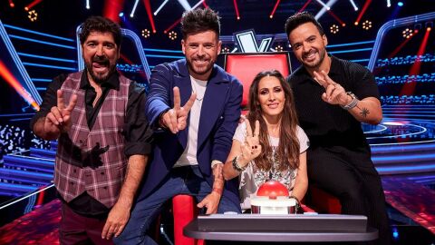 Antena 3 gana el viernes y arrasa en Prime Time con 'La Voz', líder y lo más visto de la noche. ‘Amar es para siempre’, imbatible en la Tarde y ‘Aruser@s’ en la Mañana Antena 3 gana el viernes y arrasa en Prime Time con 'La Voz', líder y lo más visto de la noche. ‘Amar es para siempre’, imbatible en la Tarde y ‘Aruser@s’ en la Mañana