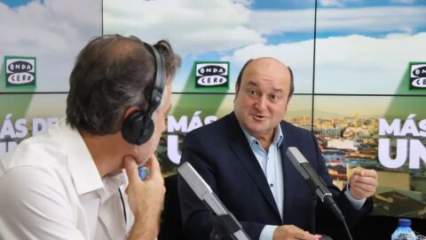 Andoni Ortuzar, con Carlos Alsina en ‘Más de uno’: “Un gobierno que no cumple sus compromisos no merece estar en la Moncloa”