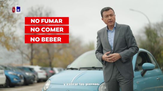 Manu Sánchez: "No fumes cuando conduces y tampoco comas o bebas al volante" Manu Sánchez: "No fumes cuando conduces y tampoco comas o bebas al volante"