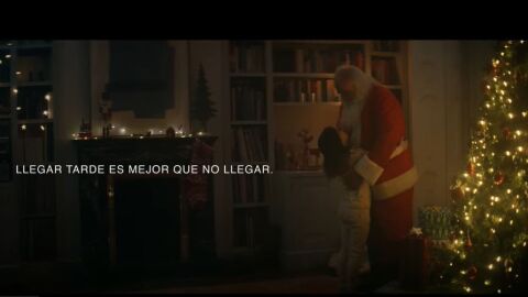  "Llegar tarde es mejor que no llegar": la tradicional campa&ntilde;a de concienciaci&oacute;n de Navidad que lanza la DGT