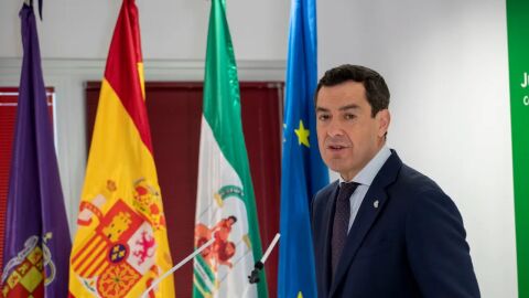 Juan Manuel Moreno Bonilla, con Carlos Alsina en ‘Más de uno’: “Ningún resultado electoral condicionaría el futuro de Alberto Núñez Feijóo en la dirección nacional del PP”