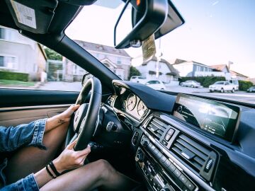 &iquest;Qu&eacute; requisitos deben cumplir los j&oacute;venes de 17 a&ntilde;os para conducir?