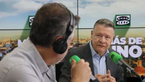 El exministro Jordi Sevilla, con Carlos Alsina en ‘Más de uno’: “Si el PSOE y Sumar hubieran tenido siete escaños más, no tendríamos debate sobre la amnistía”