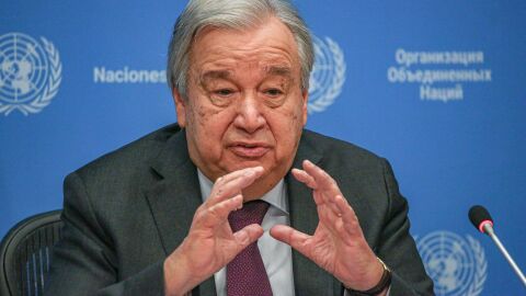 Guterres y el jefe del Ej&eacute;rcito sudan&eacute;s acuerdan aunar esfuerzos para la entrega acelerada de ayuda humanitaria