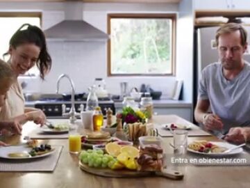 La clave para mantener nuestra salud y la del planeta: desayunar en familia y merendar alimentos de proximidad, de temporada y de origen vegetal