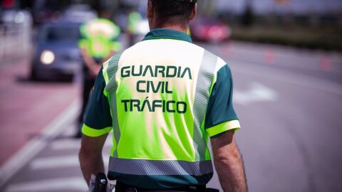  Un conductor kamikaze provoca una colisión de varios vehículos en la A-7 en Fuengirola