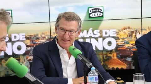 Alberto Núñez Feijóo, con Carlos Alsina en ‘Más de uno’: “La moción de censura está justificada, pero es inviable” Alberto Núñez Feijóo, con Carlos Alsina en ‘Más de uno’: “La moción de censura está justificada, pero es inviable”