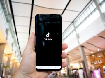 TikTok y Twitter, las apps que más lamenta la generación Z TikTok y Twitter, las apps que más lamenta la generación Z