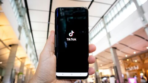 TikTok y Twitter, las apps que más lamenta la generación Z