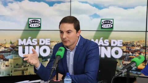 Juan Lobato, con Carlos Alsina en &lsquo;M&aacute;s de uno&rsquo;: &ldquo;Quer&iacute;a convocar primarias, pero el partido plantea que mejor de otra manera&rdquo;