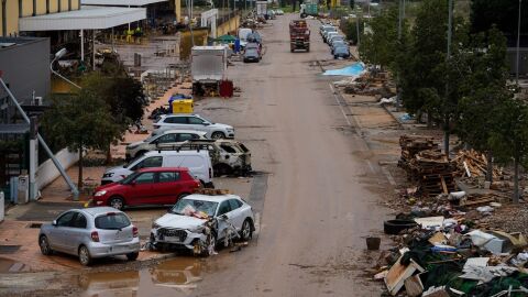 Los concesionarios cifran en 490 millones de euros las pérdidas por la DANA