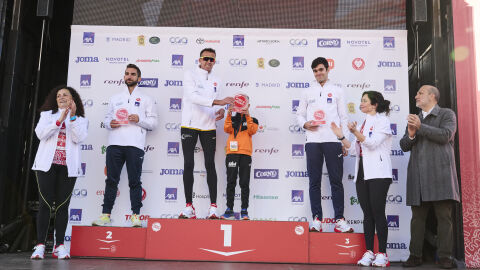 Los ganadores de la categoría de 10 K de la Ponle Freno Madrid Los ganadores de la categoría de 10 K de la Ponle Freno Madrid