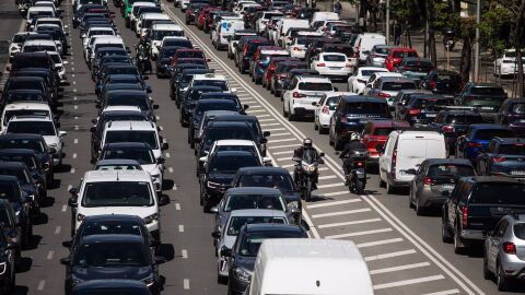 La DGT pide evitar circular si no es necesario tras el apagón y extremar la precaución en carretera La DGT pide evitar circular si no es necesario tras el apagón y extremar la precaución en carretera