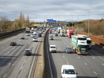 Mayo cierra con 99 fallecidos en accidentes de tr&aacute;fico en carreteras espa&ntilde;olas, ocho m&aacute;s que en 2024