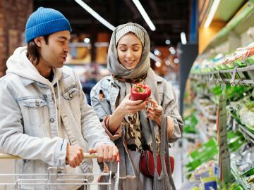El precio de la cesta de la compra cambia la dieta de casi la mitad de los españoles