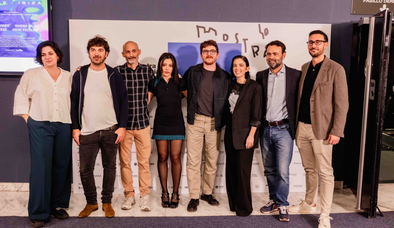 atresplayer presenta en el festival de la Mostra de València ‘La Ruta. Vol. 2: Ibiza’, que se estrena mañana domingo texto-alternativo