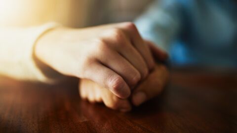 Conversaciones sensibles a través de la pantalla Conversaciones sensibles a través de la pantalla